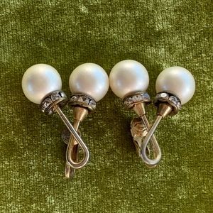 Antique Rhondell Pearl Clip On Earrings